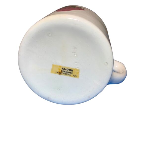 Ja-Dor Handmade Strawberry Design Ceramic Tea Coffee Mug - Picture 4 of 5